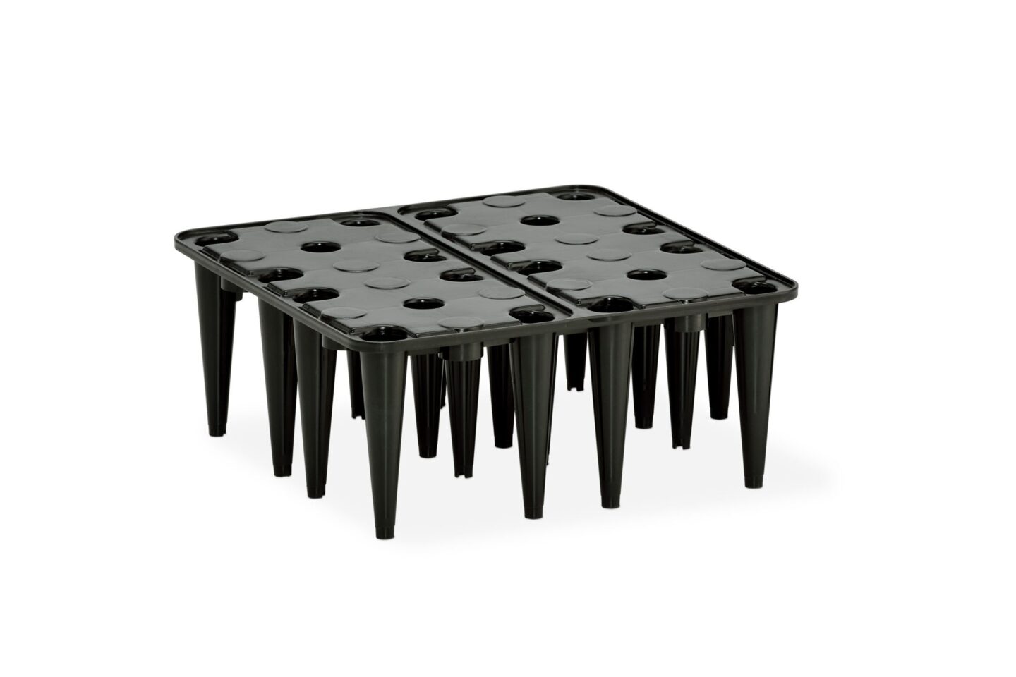 10895